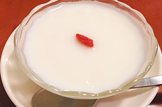 駒沢大学近くのラーメン屋・らーめんだいまるは杏仁豆腐がございます